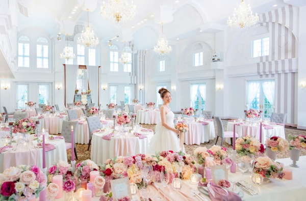 大人婚にもオススメ♡シックなローズで彩る秋冬ウェディングアツメル結婚式レシピ 買える結婚式アイテム Wedding Mart ウェディングマート