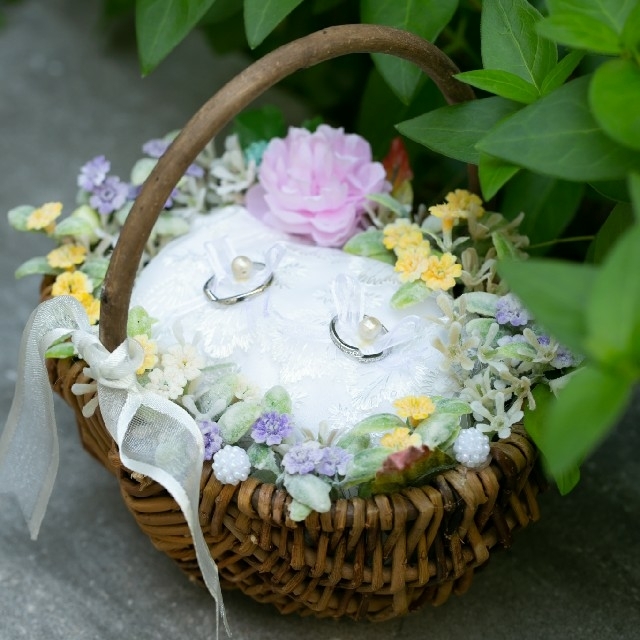 簡単！リングピローの手作り22選100均アイテムを使ったデザインアイデアもRingraph リングラフ