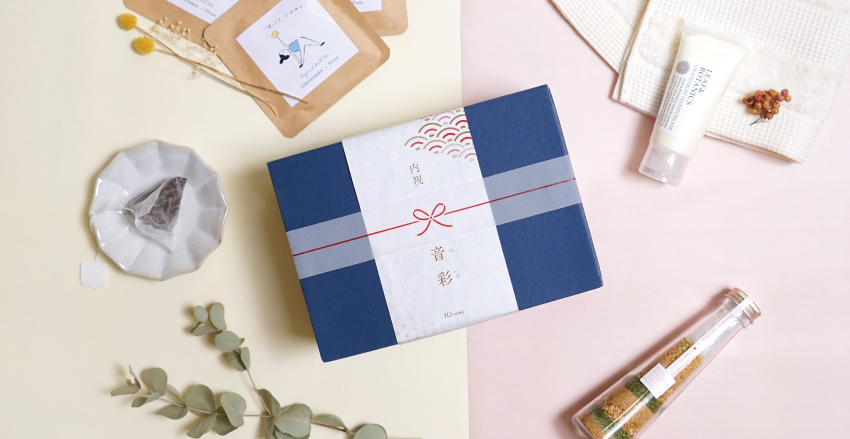 内祝い辞退カード 出産祝いに添えるメッセージカード お返し不要の気持ちを伝える メッセージカード hug. 通販19367879Creema クリーマ