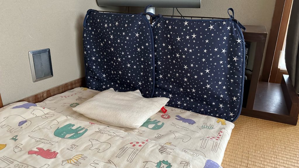 ベビーベッドガードがおしゃれに進化☆おすすめ商品や手作り方法をご紹介