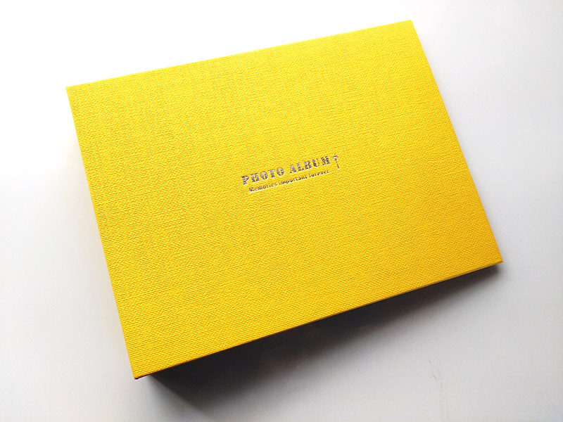 幼稚園の先生へのアルバム』