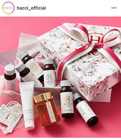 結婚式でスピーチを頼んだらお礼はどうする？ 基本マナーや相場をご紹介ギフトコンシェルジュ リンベル