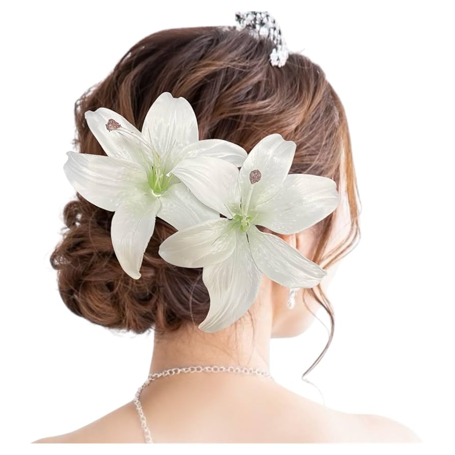 楽天市場 ウェディングブーケ 華やか 百合 ブーケ カサブランカ スズラン ラウンドブーケ ゆり 白 ウェディングブーケ 結婚式 ウエディングブーケ花嫁 送料無料 華やか 豪華 高級感 上品 きれい 百合 ユリ 純白 ブライダルブーケ ブートニアセット ２点セット フォト