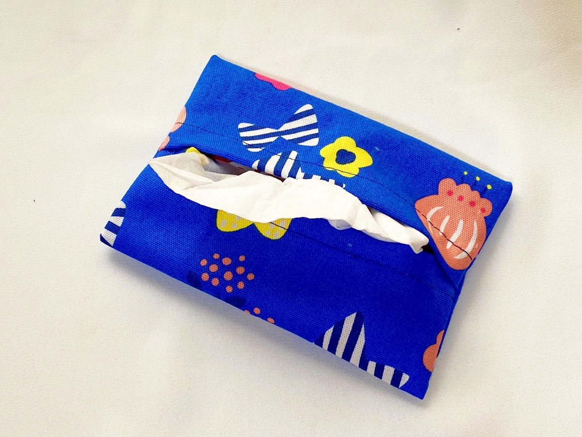 シンプルなポケットティッシュケースの作り方。縫い目が見えない工夫もCraftie Style