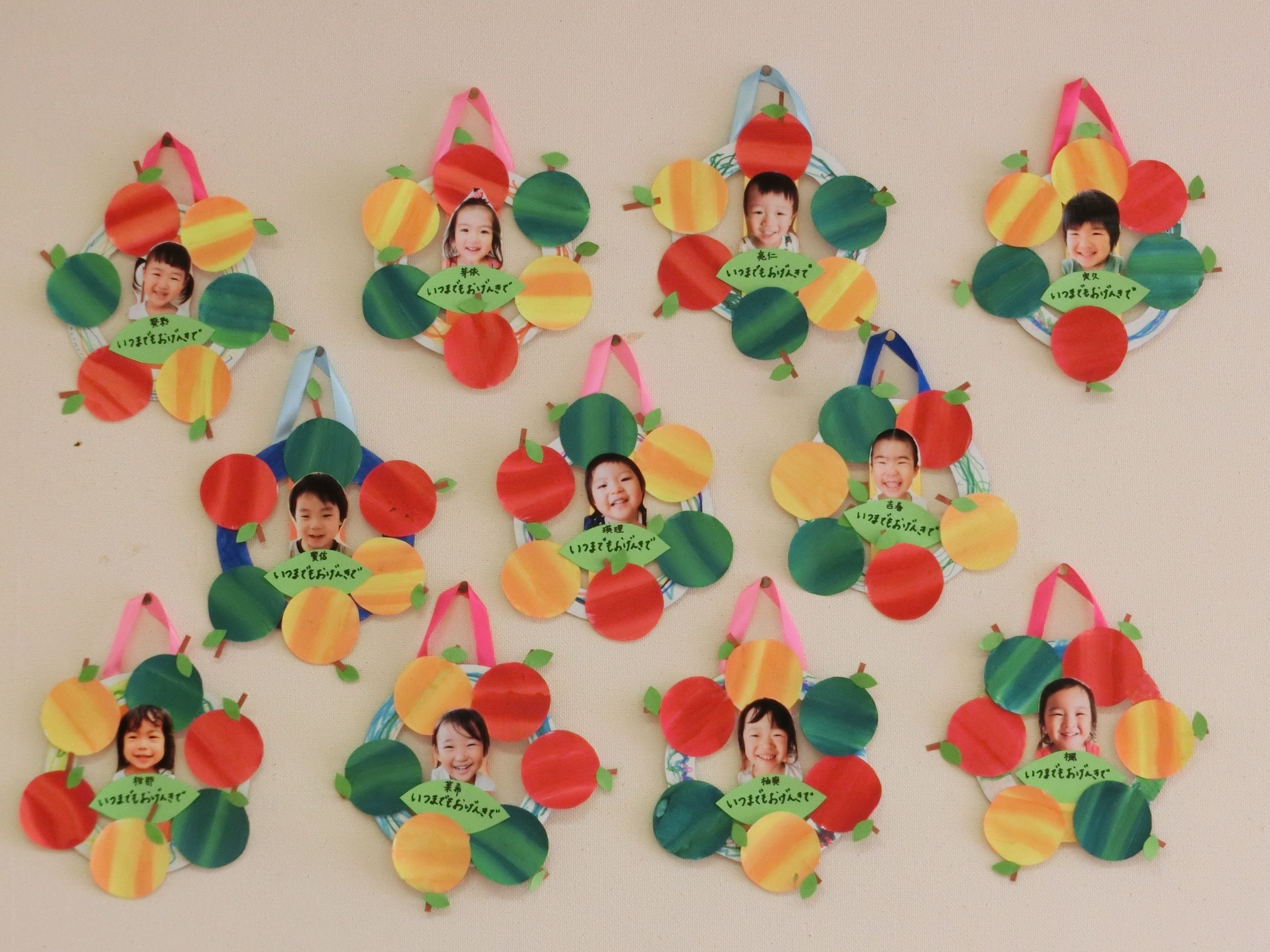 母の日 保育園での製作アイディア7選！ 年齢別のアレンジも解説保育士を応援する情報サイト 保育と暮らしをすこやかに ほいくらし