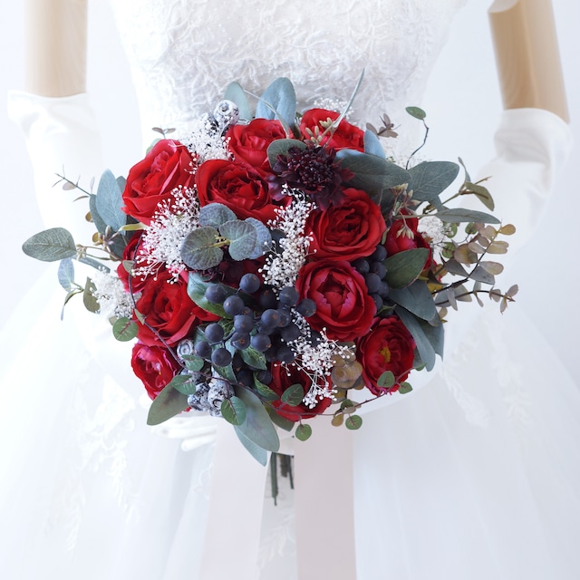 情熱の赤のドレスに添えて ＊南青山ル・アンジェ教会