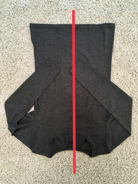 ずっと悩んでたコンビ肌着のたたみ方、最適解に辿り着いたかも🥹