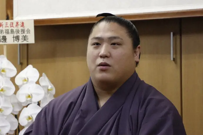 2025.8 夏巡業福島場所 イチ推しの関脇▫若隆景関が息子さんと、土俵入り▫取組一番💕 ５歳とは思えぬ堂々とした姿に、将来が楽しみです～ 〃▽〃伯父さんの、若元春関の面影もチラホラ見えますね✨ 若隆景関も、お父さん顔が素敵ですね😍