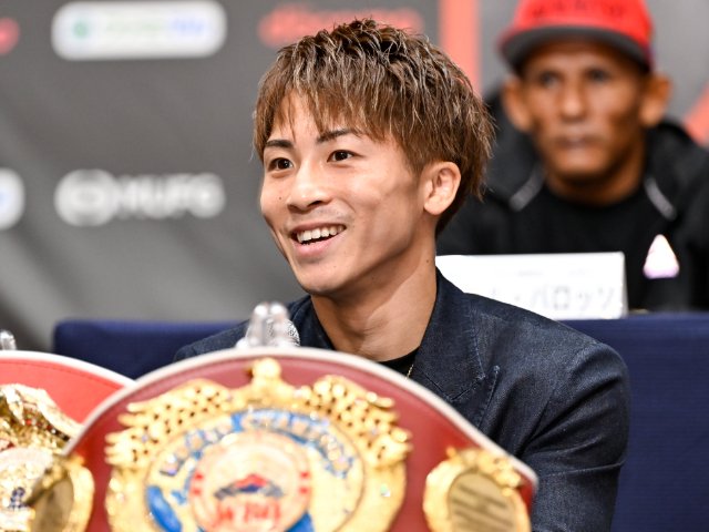 自宅へ帰って来て、今日は、井上尚弥 のボクシングの試合が、あるんですよね。その前に、比嘉大吾と武井由樹！楽しみですねー。私は、娘の同級生の比嘉大吾に、勝って欲しいな