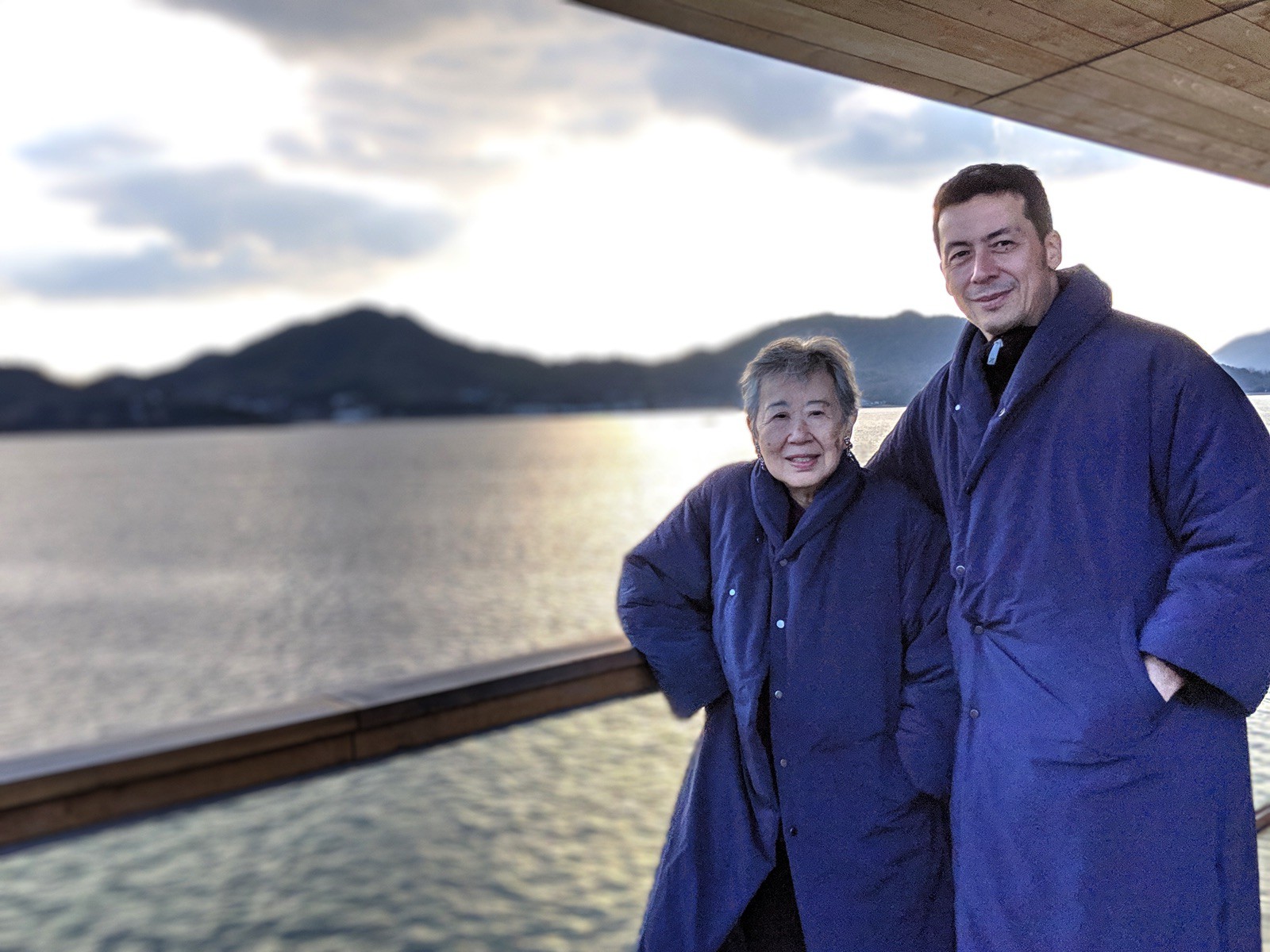 4ページ目 桐島かれん「母・桐島洋子が教えてくれたにぎやかに食卓を囲む喜び。4人の子が巣立った今も食事は私の人生の大切な軸」葉山の家へ拠点を移し、新鮮な魚や旬の野菜を楽しんで芸能婦人公論.jp