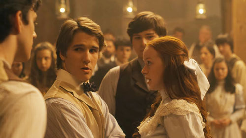 Netflix『アンという名の少女』:「好奇心にあふれ偏見がないのは、勇敢さの証しよ」―アンは闘う少女だnippon.com