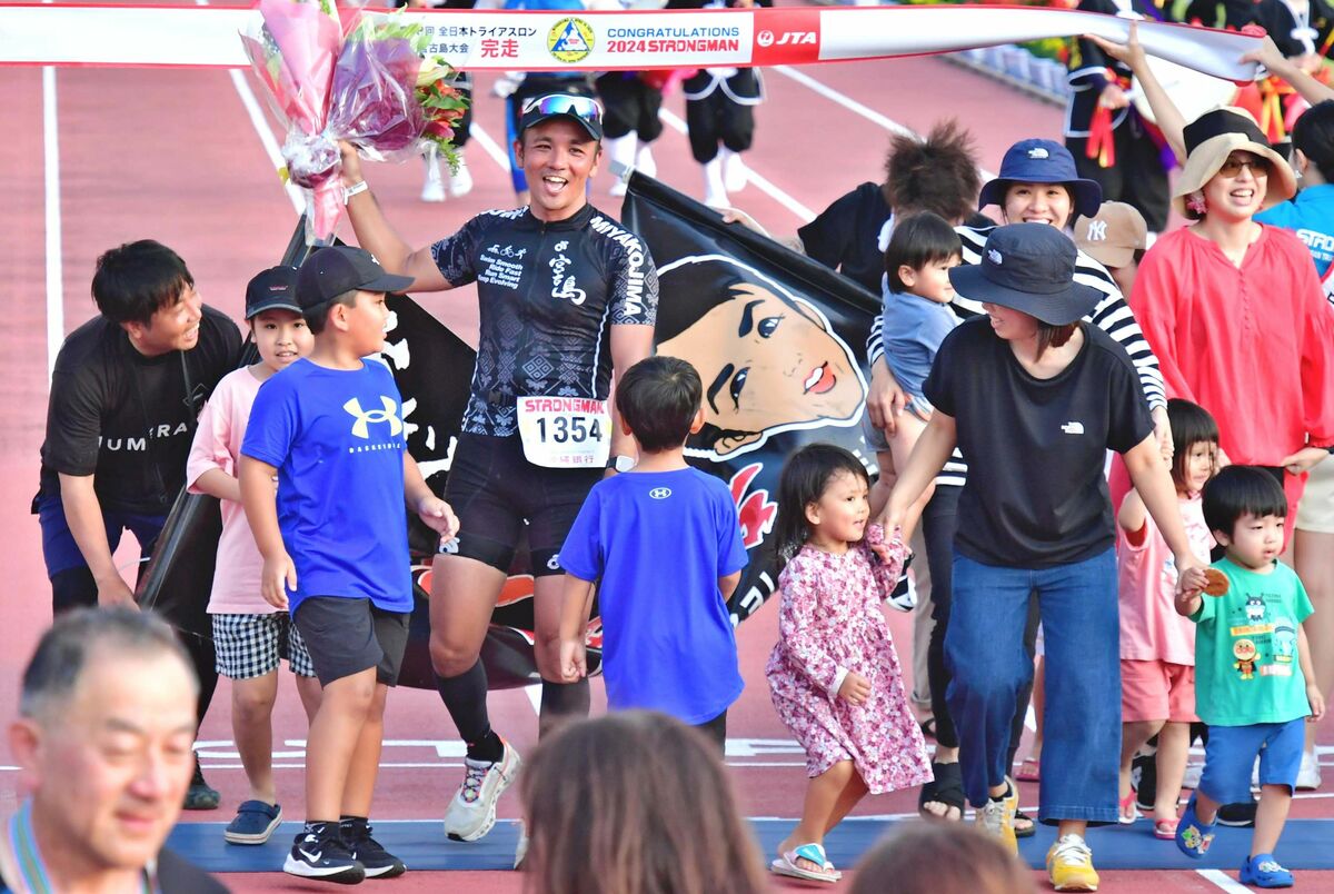 佐藤流司「エンタメの一つの正解の形」ミュージカル時代劇に手応え！ ムビ×ステ舞台『邪魚隊 ジャッコタイ』ゲネプロレポートSPICE -エンタメ特化型情報メディア スパイス