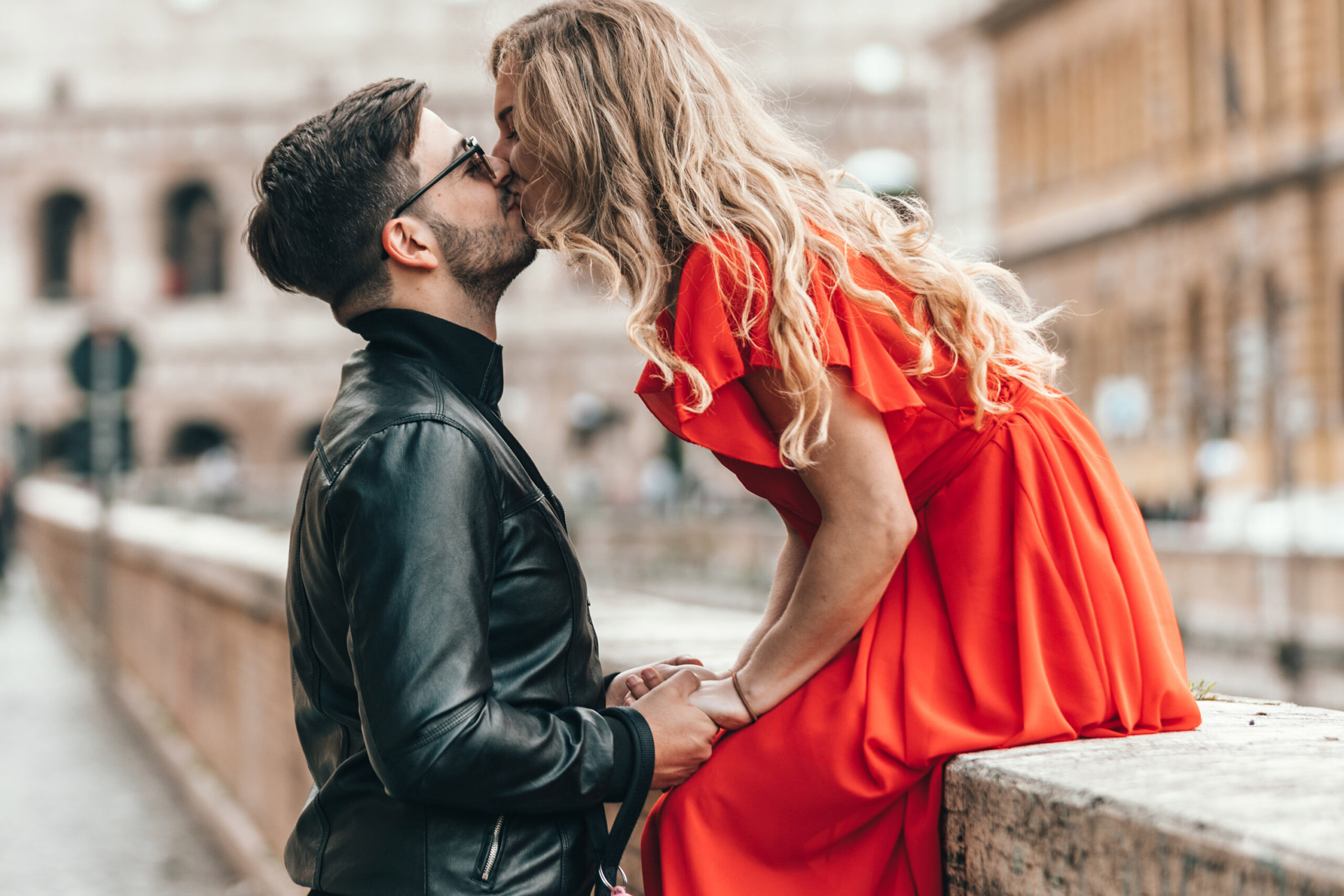 英語で「愛の言葉」を伝えよう！定番の愛情フレーズ80選1億人の英語