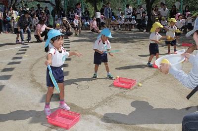 ４歳児 「チーム対抗！お買い物リレー！」