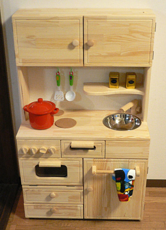 楽しいままごとキッチンの手作りアイデア集☆身近なアイテムを活用して♪暮らしニスタ