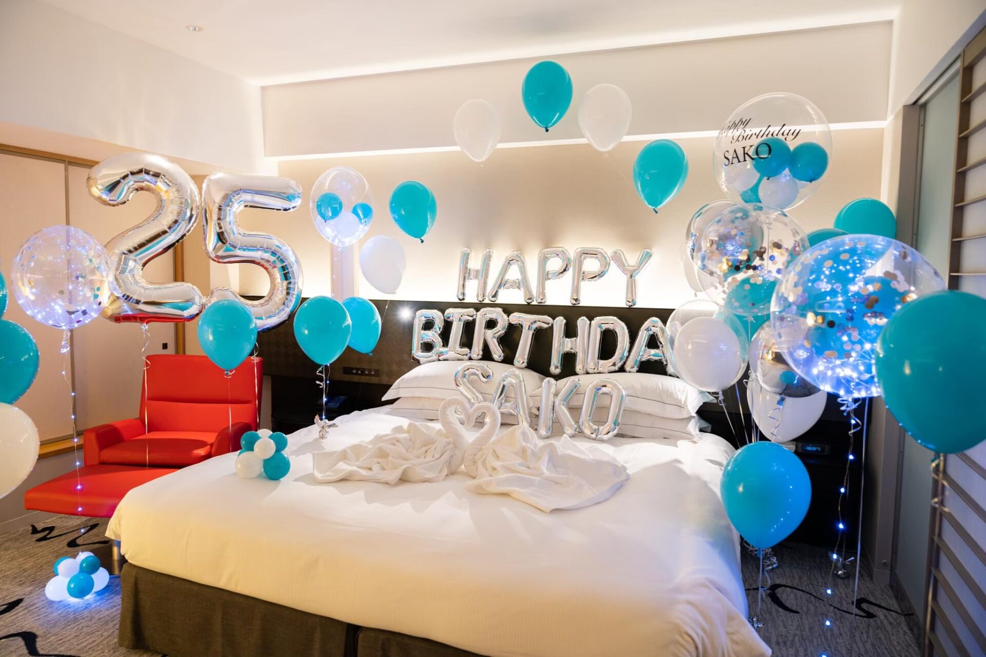 楽天市場 サプライズボックス 誕生日 箱 バルーン プレゼント ボックス 大きい 50cmブラック and ホワイトドッキリ 巨大 バースデー飾り付け 装飾 パーティーグッズ 彼氏 彼女 男の子 部屋 白 : FaMulia