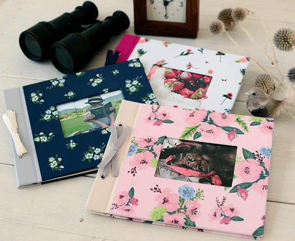 手作りアルバムにおすすめの黒台紙ミニアルバム エコーアルバム 貼るタイプ スクラップブック 赤ちゃん ましかく おしゃれ 結婚式 誕生日 スクエア大人 シンプル ベビー 光沢 かわいい ラボクリップ -arPacker - プレゼント＆ギフトのギフトモール