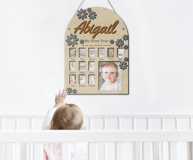 🤍🖤🤍🖤🤍🖤🤍🖤 1歳誕生日 に絶対やる！って決めてた モノクロ背景と 手作りスマッシュケーキ🎂♡ どっちも出来て大満足🥺🤍 モノクロ背景 は 1週間前くらいからパパと一緒に作ったよ👶♡ 質問頂いたので作り方✨・写真の向きを揃える ・写真を