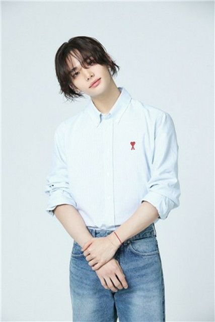 Stray Kids ストレイキッズメンバープロフィールまとめ！本名？年齢？ポジション？家族構成？ 韓国アイドル- ゆるっと韓国でんブログ♩