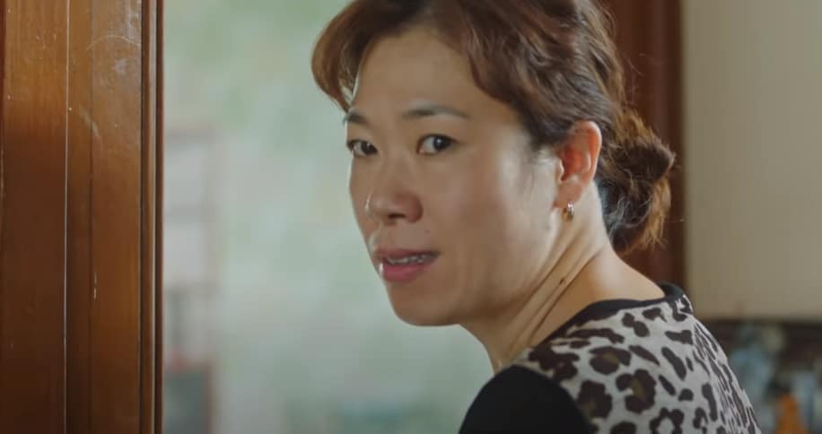 おばちゃんの韓国語＋日本語 - LINE スタンプLINE STORE