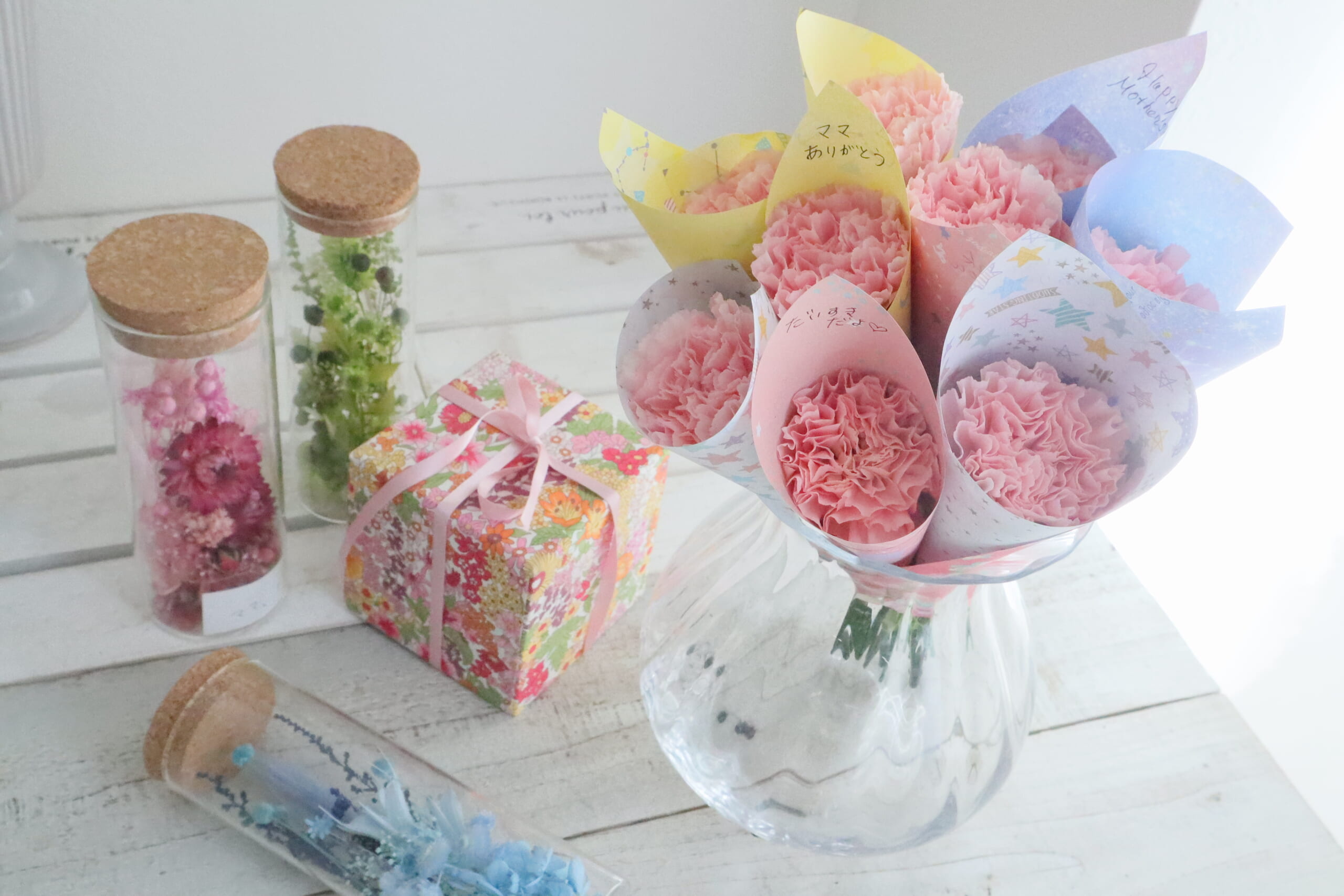 簡単 母の日の手作りプレゼント！アイデア集・フラワーレシピ – はなどんやマガジン - はなどんやマガジン