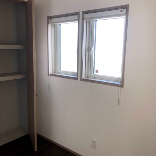 楽天市場2枚20％OFF、4枚30％OFF、8枚50％OFF×P5 レースカーテン 刺繍 花 リーフ サイズオーダー UVカット 紫外線カット断熱 保温 女性 男性 子供部屋 女の子 男の子 リビング 寝室 洋室 かわいい 小窓 モダン エレガント おしゃれ エスニック 高級 1.5倍ヒダ2倍