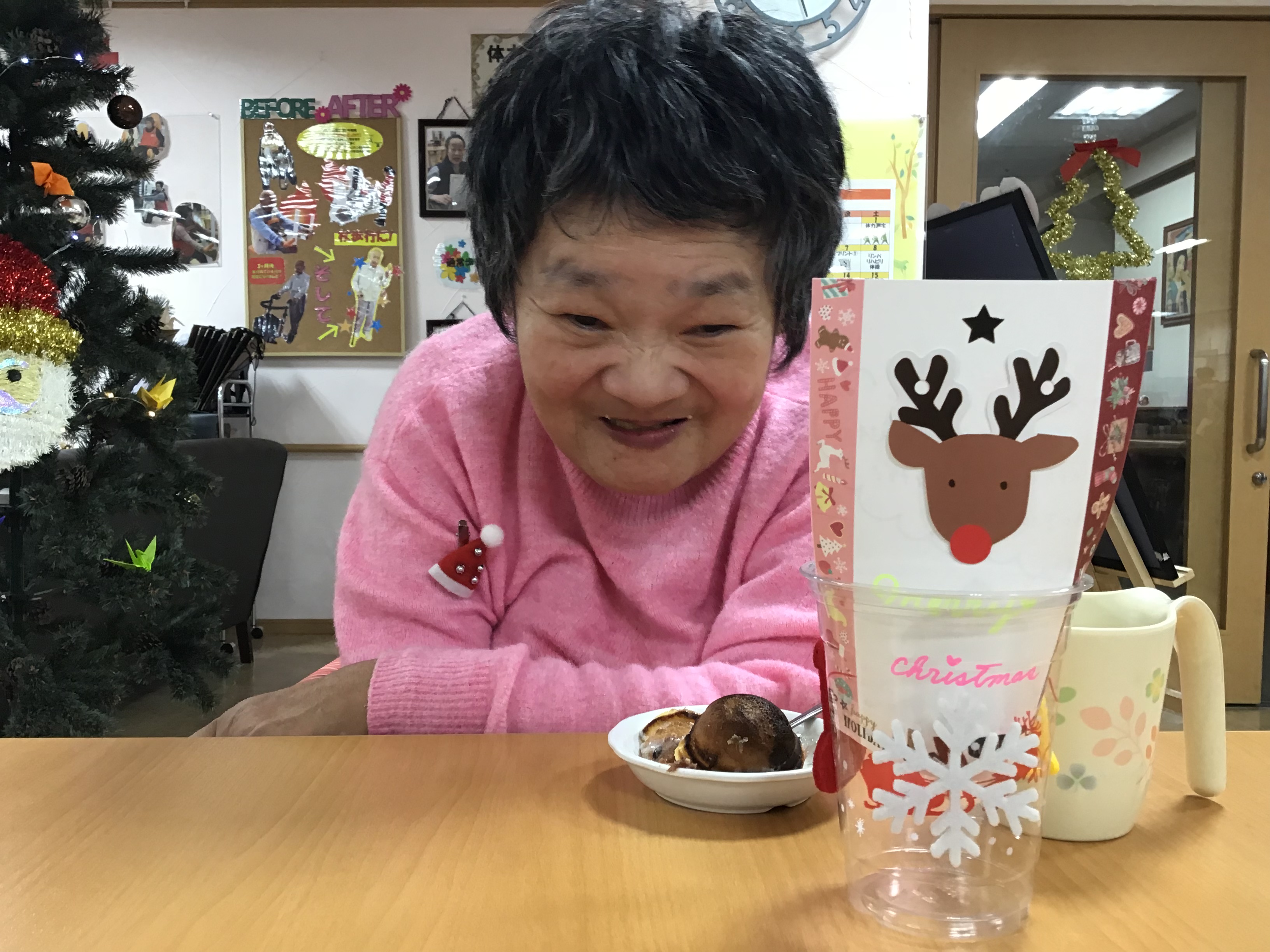 母の日カーネーションの工作製作 10選 簡単おすすめ高齢者・小学生・幼児保育向け介護の123