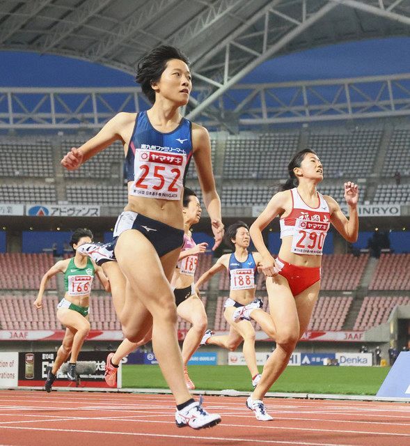セイコーゴールデングランプリ2022 福島千里選手引退セレモニー：子どもたちとの記念撮影：日本陸上競技連盟公式サイト