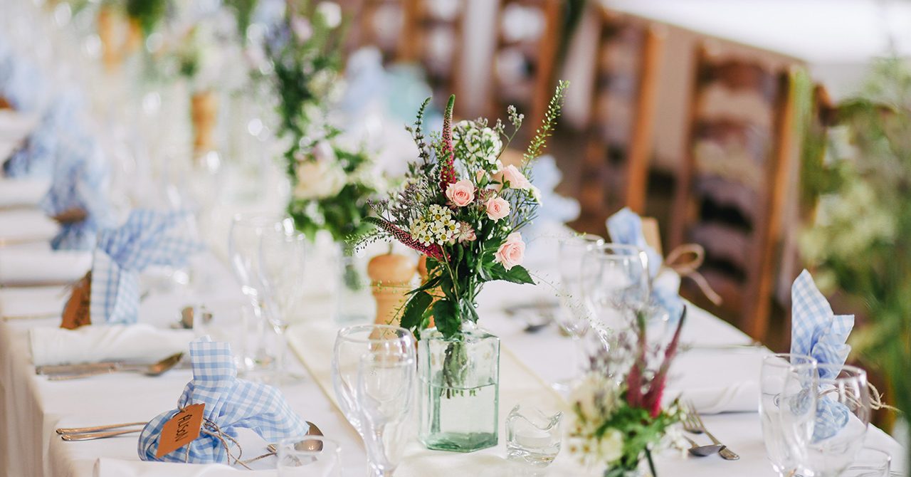海外ウェディングに学ぶ！素敵なテーブルコーディネート案ARCH DAYS