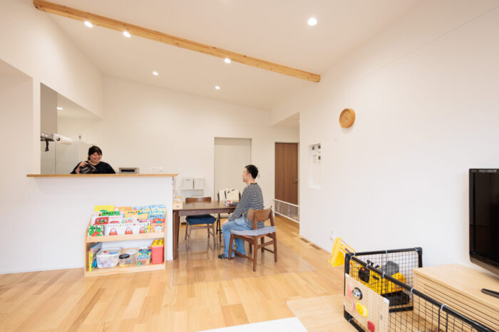 2人のお子さんがいることを想定したリビングダイニング