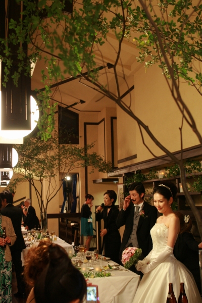 重要文化財 自由学園明日館のチャペル 緑と開放感であふれる「講堂」 の写真・フォト・画像 ゼクシィ