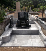 朝霧霊園駐車場の牡丹桜ふじのみやハッピースポット