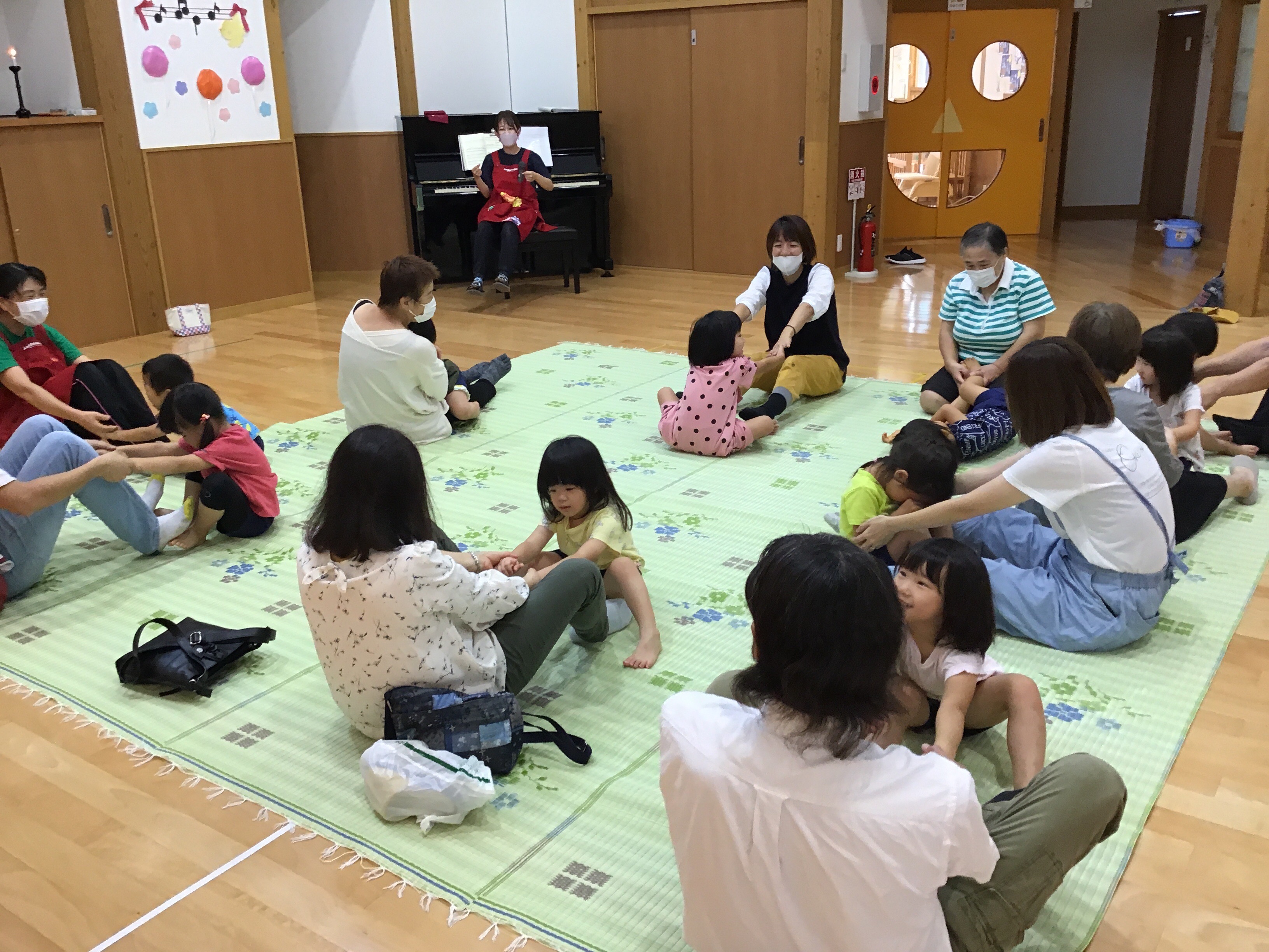 祖父母参観、楽しかったね? 2歳児社会福祉法人 松雪福祉会 はじかみ保育園奈良県葛城市