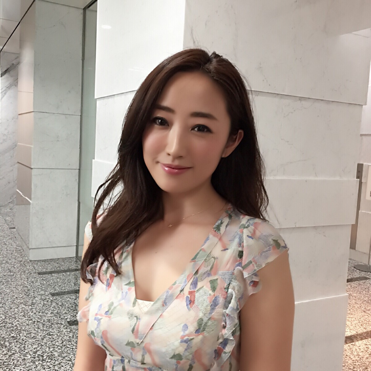 神崎恵 「『結婚』も『離婚』も自分のもの！他人に踏み込ませないで！」 祝・新刊『神崎メソッド』３刷決定永久保存版・神崎恵THEBEST 美容メディアVOCE ヴォーチェ