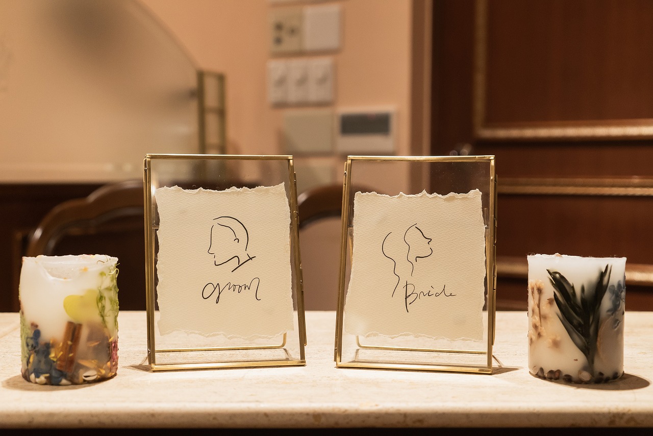 おしゃれなナチュラルウエディングのつくり方。ドレス選びから会場装飾まで紹介