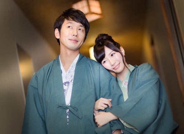 好評！ 熟年恋愛シリーズ、第3弾『恋こそ最高の健康法 熟年恋愛革命』小林照幸文春新書