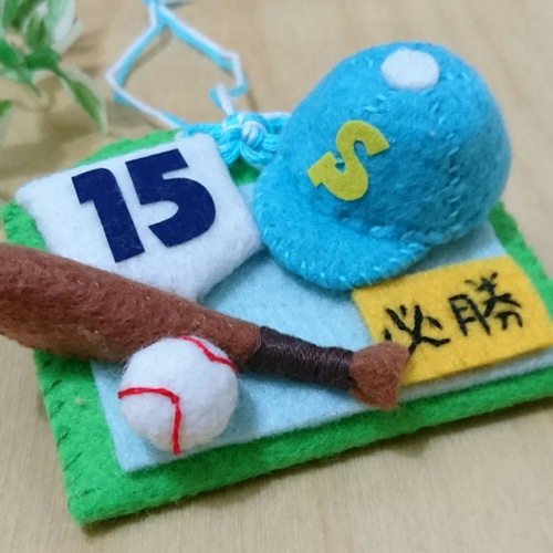 フェルトで作る ネームタグの作り方 無料型紙付きKaori Blog