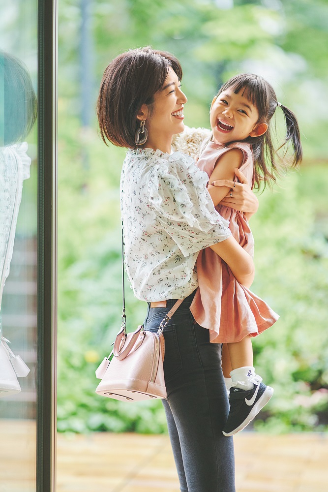 望月芹名さん「コンプレックスと出産が一般社団法人設立のきっかけに」VERY