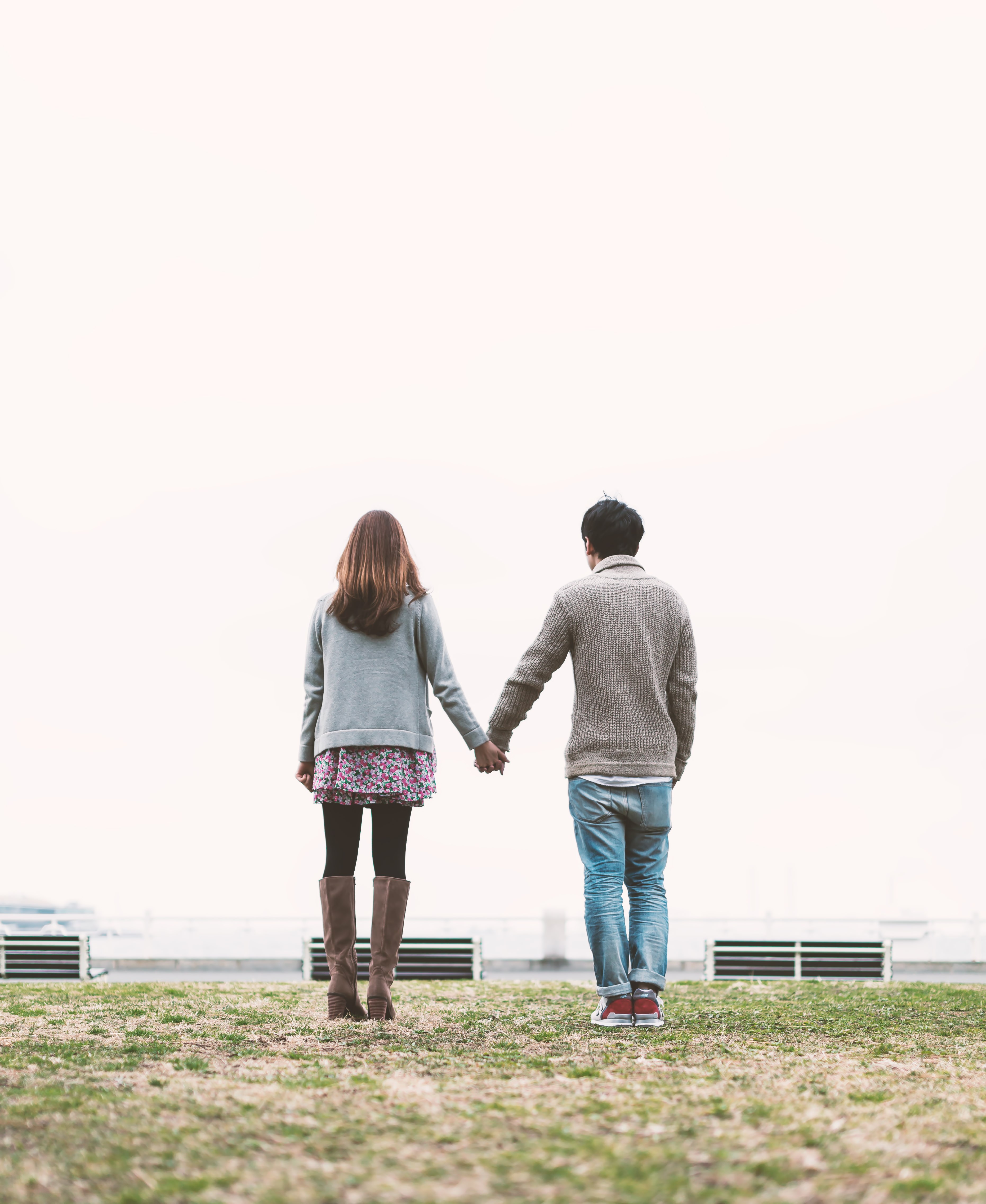 手繋ぎ写真」のアイデア 59 件写真, 手繋ぎ, カップルフォト