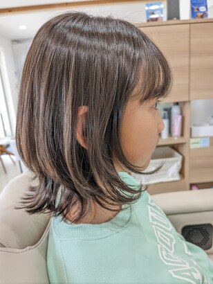 小学生の女の子の髪型 2024最新 おしゃれさんも納得のキュートなヘアスタイル114選「朝からヘアスタイルでもめている時間なんてない！」サンキュ