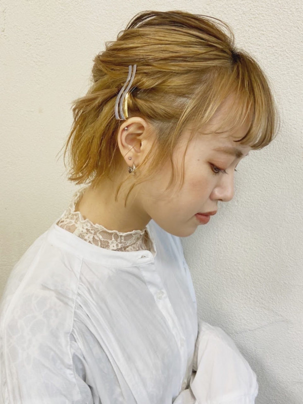 全然崩れないボブお団子🍡 ピンも使わないから登園にもばっちり〜！✌🏻3歳さんのヘアアレンジヘアアレンジ女の子ヘアキッズヘアアレンジボブアレンジお団子ヘアくるりんぱ