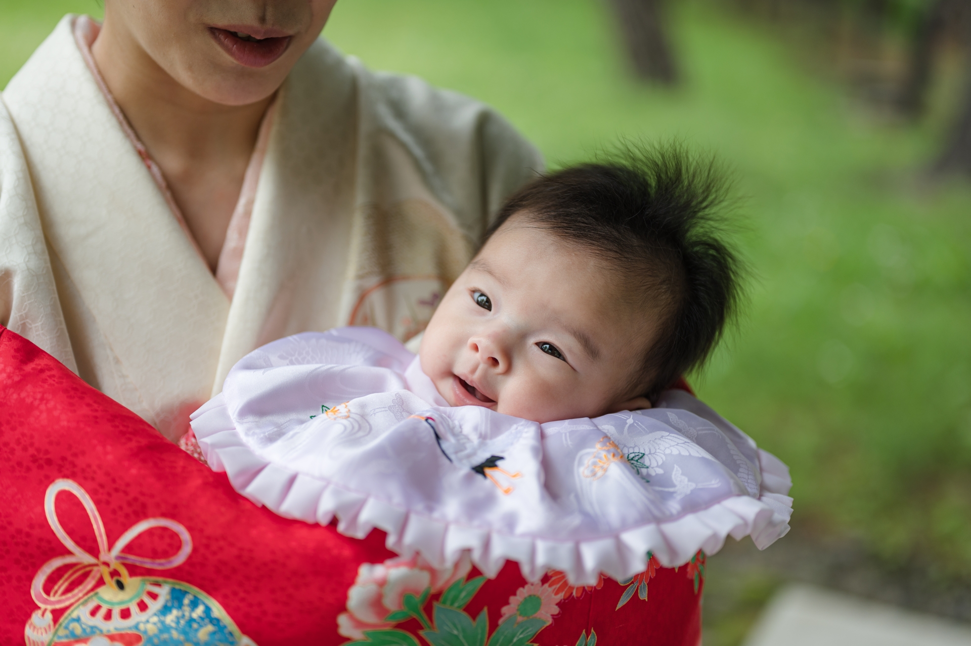 お宮参り 夏の服装はこれだ！プロが教える快適な暑さ対策とコツスタジオキャラット七五三・お宮参り・成人式・マタニティフォトの写真撮影