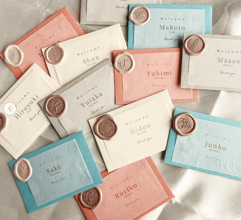 結婚式のゲストカードとは？書き方のマナー、友達や親戚など相手別のメッセージ例文を紹介！おしゃれな装飾アイデアもみんなのウェディングニュース