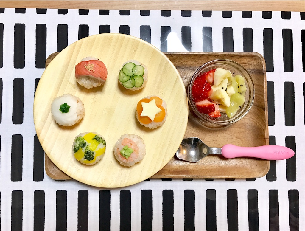 ひな祭りに！お花の手まり寿司