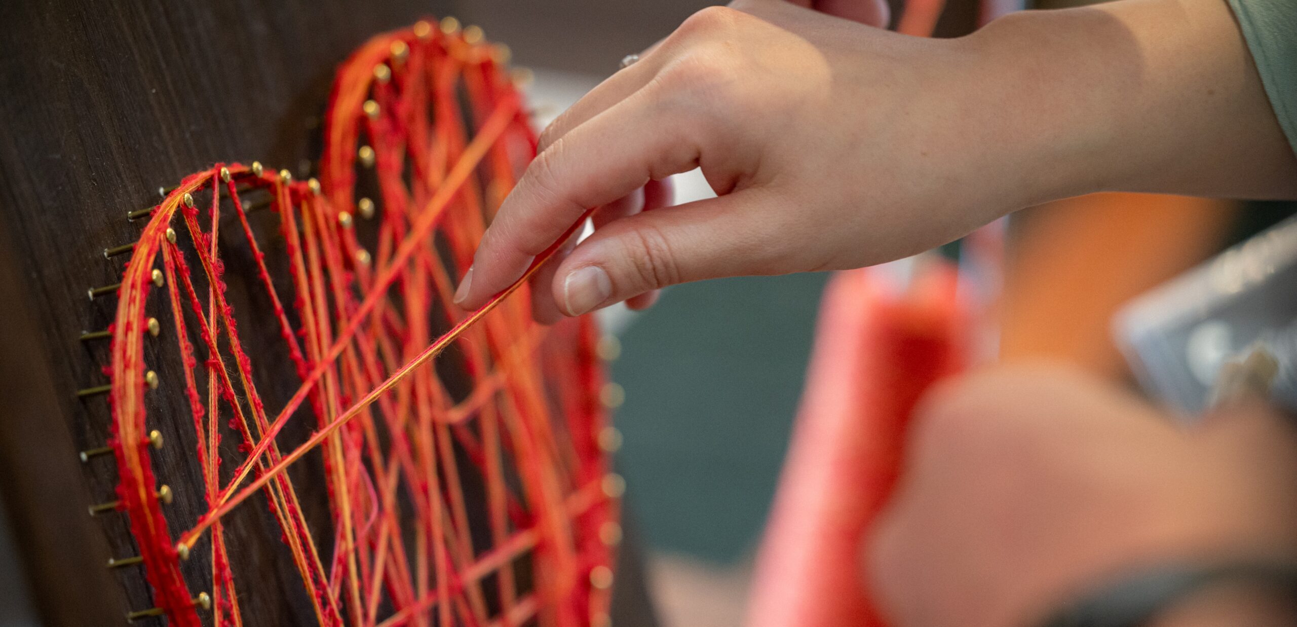 ウッドボックスのプリザーブドフラワー 写真入れ・結婚証明書入れ結婚証明書フラワーボックス