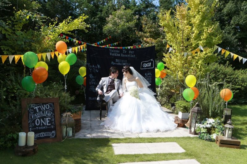 旬のトレンド「フェスウェディング」、オシャレな演出紹介コラム&トピックス公式・ウェディング 浜松市の結婚式場ジ・オリエンタルテラスハイダウェイ