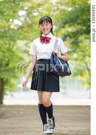 女子中学生が護身術学ぶ 鎌倉女学院で講座話題カナロコ by 神奈川新聞