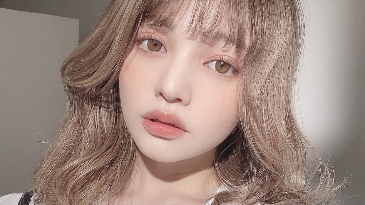 Amazon.co.jp: 吉木 千沙都: 本、バイオグラフィー、最新アップデート