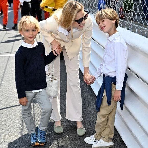 イケメン公爵ヒュー・グローヴナーの豪華ウェディングアルバム。ウィリアム皇太子も出席！海外セレブゴシップ・コラムカルチャーELLEエル デジタル