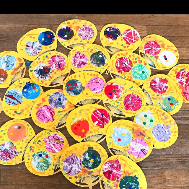 みんなのうちわ製作アイデア集〜夏や夏祭りで楽しめそうな製作遊び〜保育と遊びのプラットフォーム ほいくる
